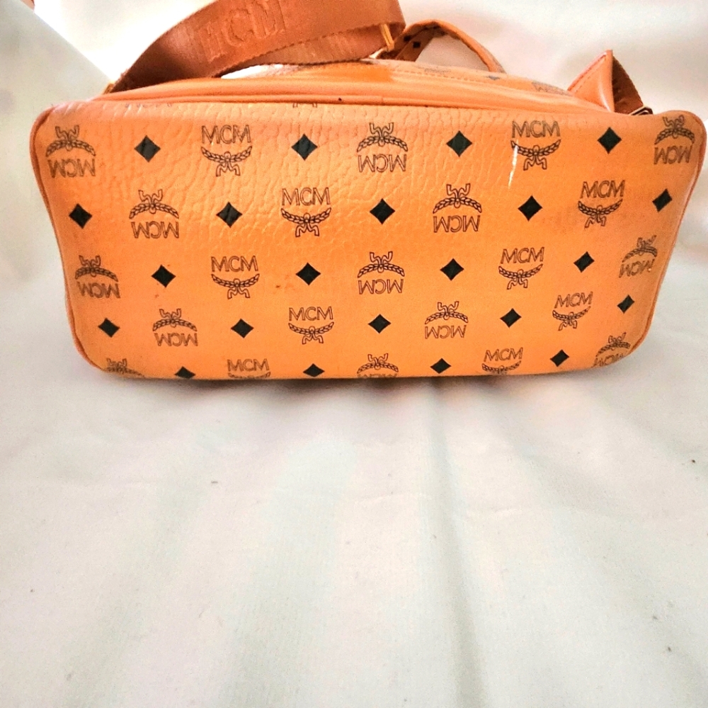 MCM Stark Backpack - Picture 4 of 14